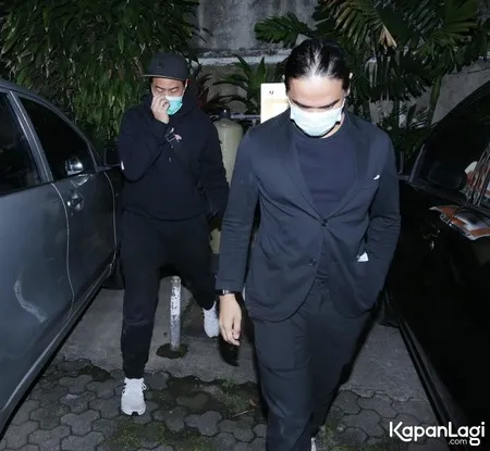 Foto Pandji Pragiwaksono