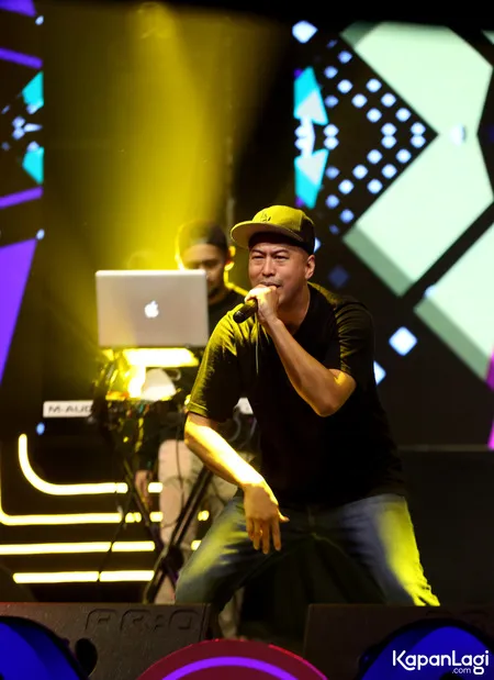 Foto Pandji Pragiwaksono