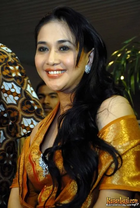 Foto Paramitha Rusady