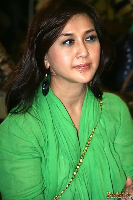 Foto Paramitha Rusady