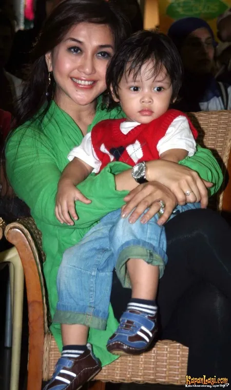 Foto Paramitha Rusady