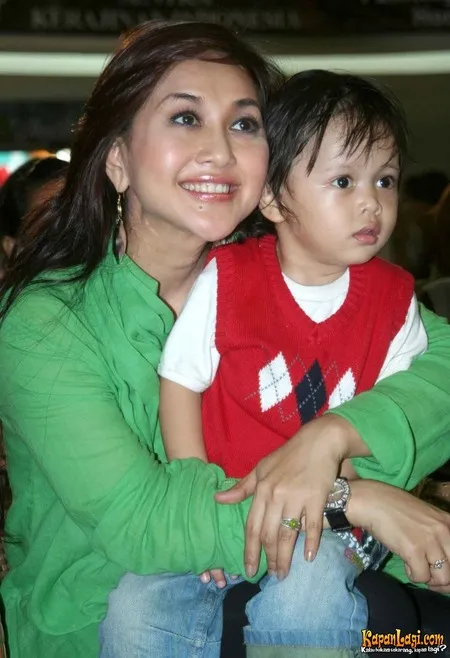 Foto Paramitha Rusady