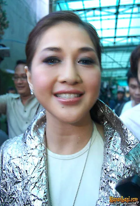 Foto Paramitha Rusady