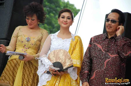 Foto Paramitha Rusady