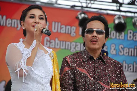 Foto Paramitha Rusady