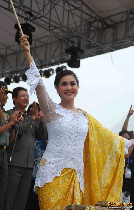 Foto Paramitha Rusady