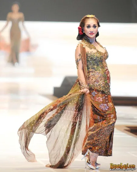 Foto Paramitha Rusady