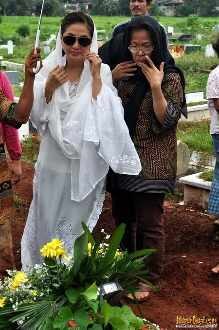 Foto Paramitha Rusady