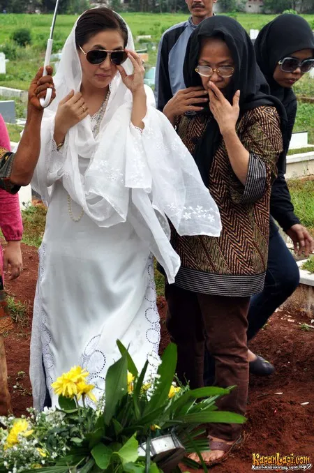 Foto Paramitha Rusady