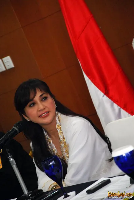 Foto Paramitha Rusady