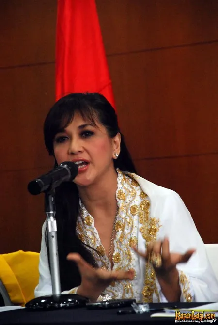 Foto Paramitha Rusady