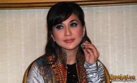 Foto Paramitha Rusady