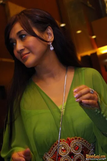 Foto Paramitha Rusady