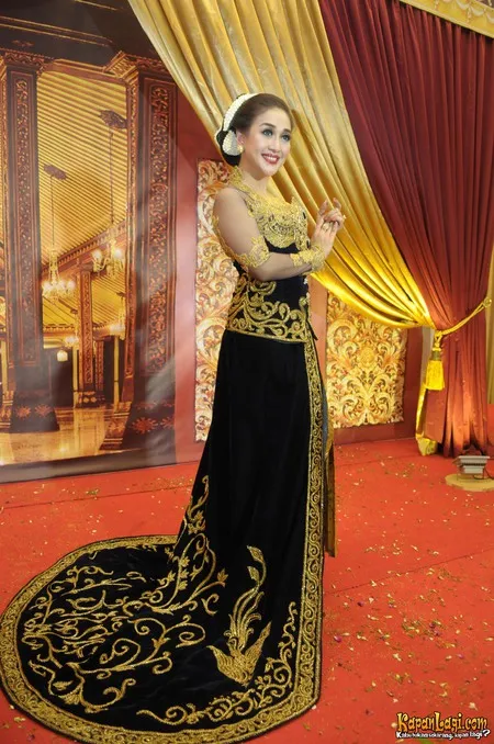 Foto Paramitha Rusady