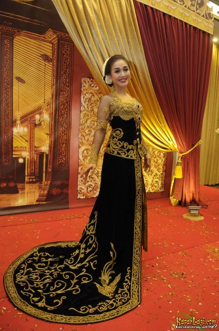 Foto Paramitha Rusady