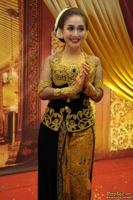 Foto Paramitha Rusady