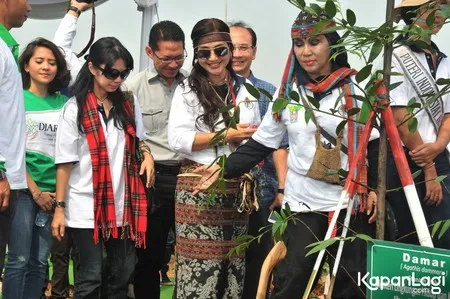 Foto Paramitha Rusady