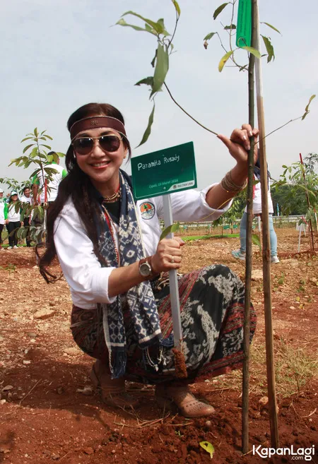 Foto Paramitha Rusady