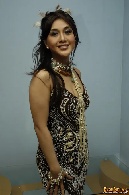 Foto Paramitha Rusady