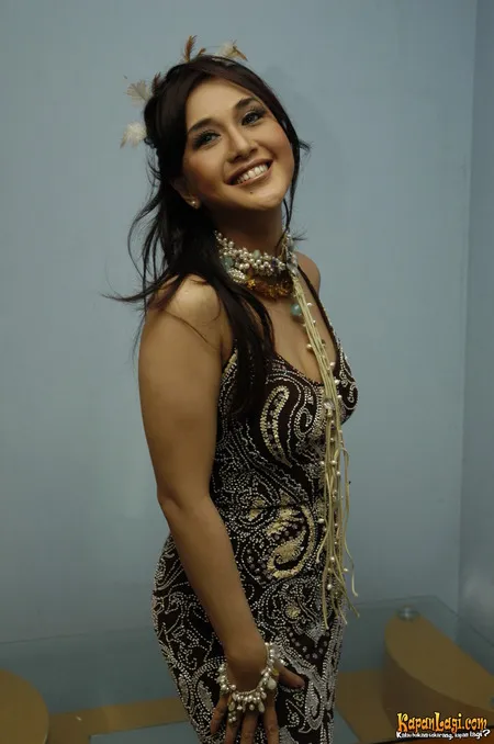 Foto Paramitha Rusady