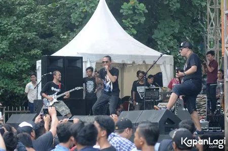 Foto Pas Band