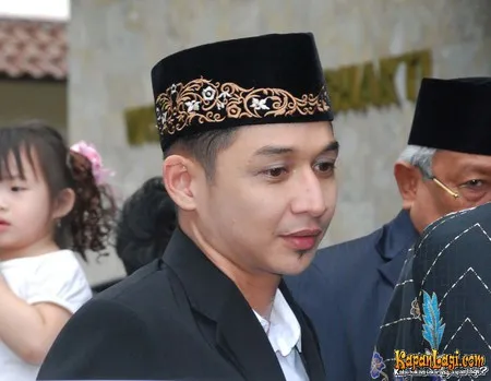 Foto Pasha Ungu