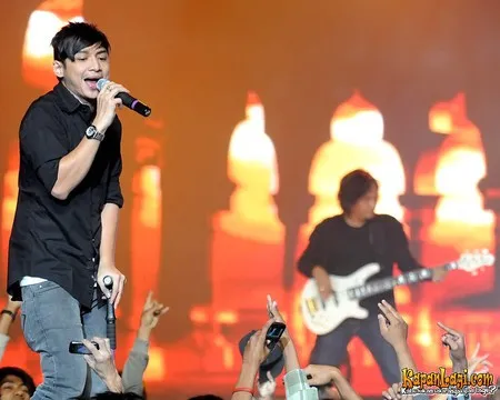 Foto Pasha Ungu