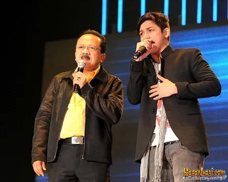 Foto Pasha Ungu