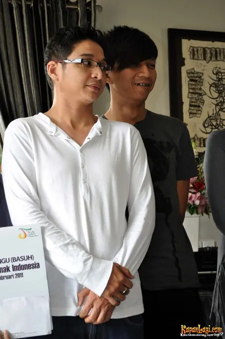 Foto Pasha Ungu