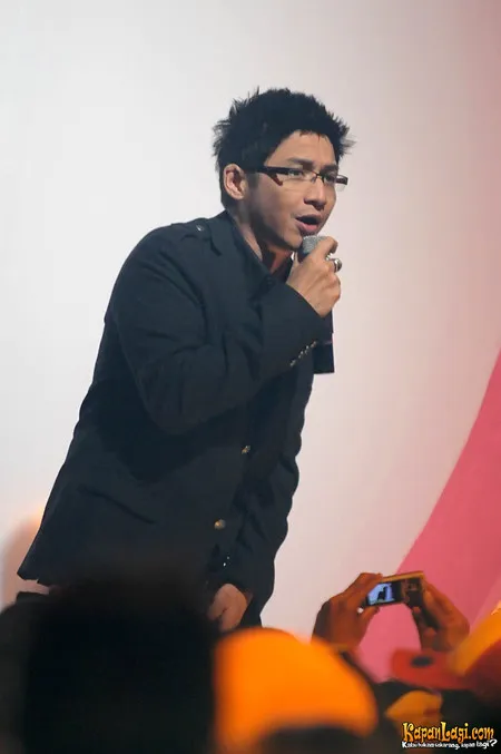 Foto Pasha Ungu