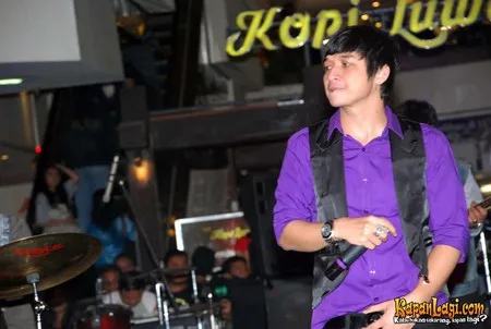 Foto Pasha Ungu