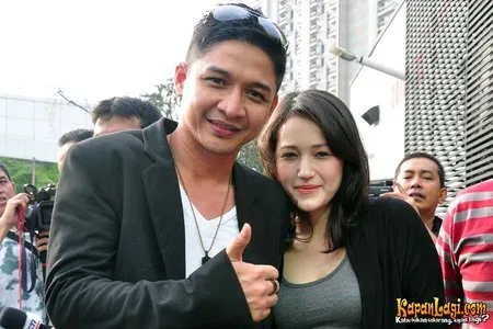 Foto Pasha Ungu