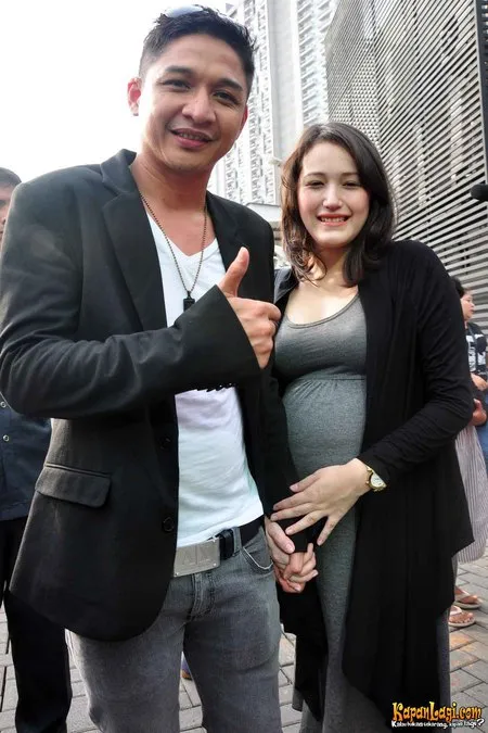 Foto Pasha Ungu