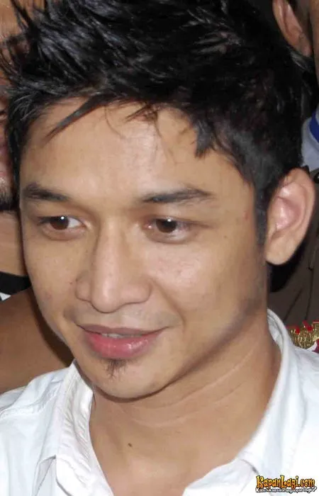 Foto Pasha Ungu