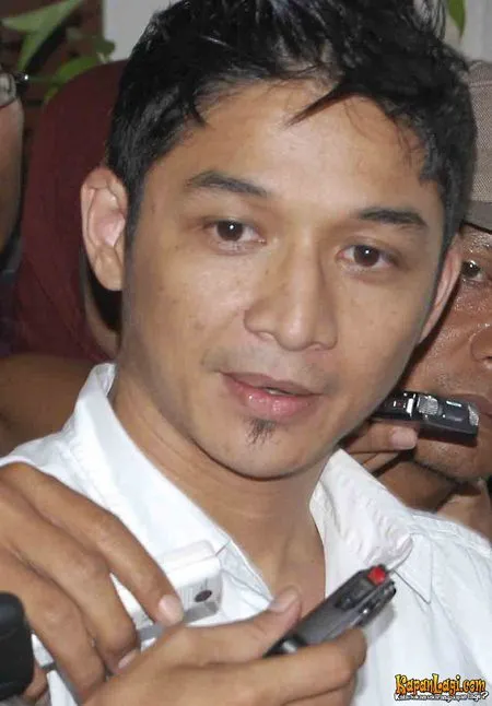 Foto Pasha Ungu