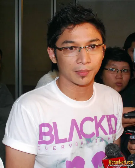 Foto Pasha Ungu