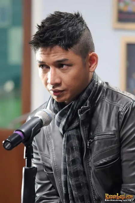 Foto Pasha Ungu