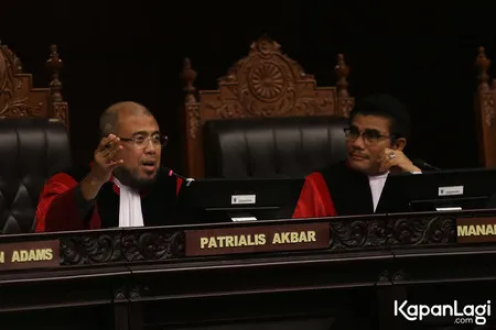 Foto Patrialis Akbar