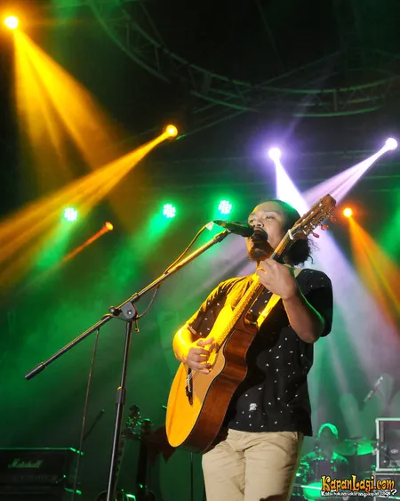 Foto Payung Teduh