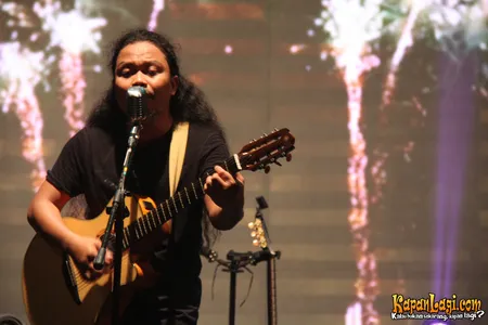 Foto Payung Teduh