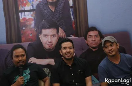 Foto Payung Teduh