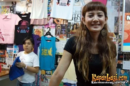 Foto Peggy Melati Sukma