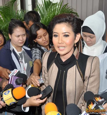 Foto Peggy Melati Sukma