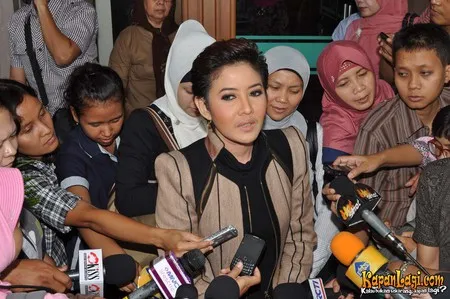 Foto Peggy Melati Sukma