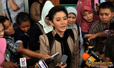 Foto Peggy Melati Sukma