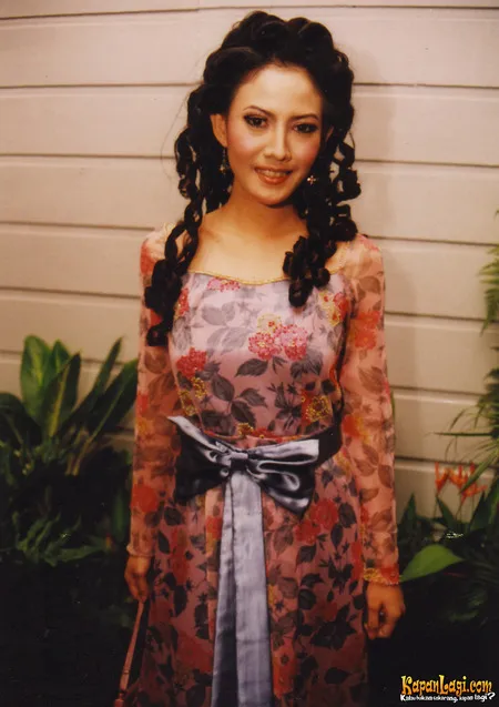 Foto Peggy Melati Sukma