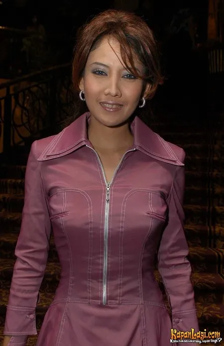 Foto Peggy Melati Sukma