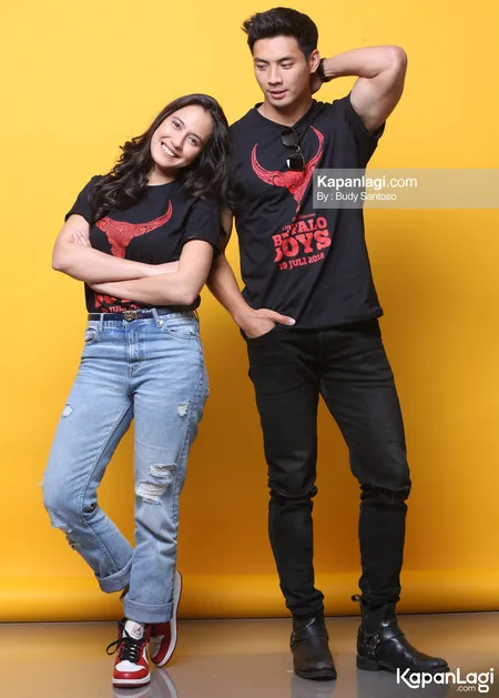 Foto Pevita Pearce