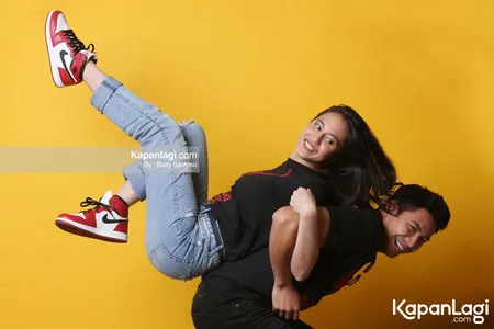 Foto Pevita Pearce
