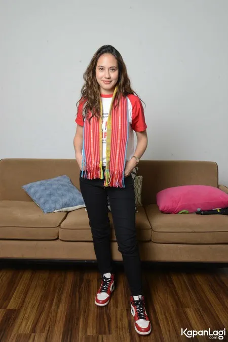 Foto Pevita Pearce